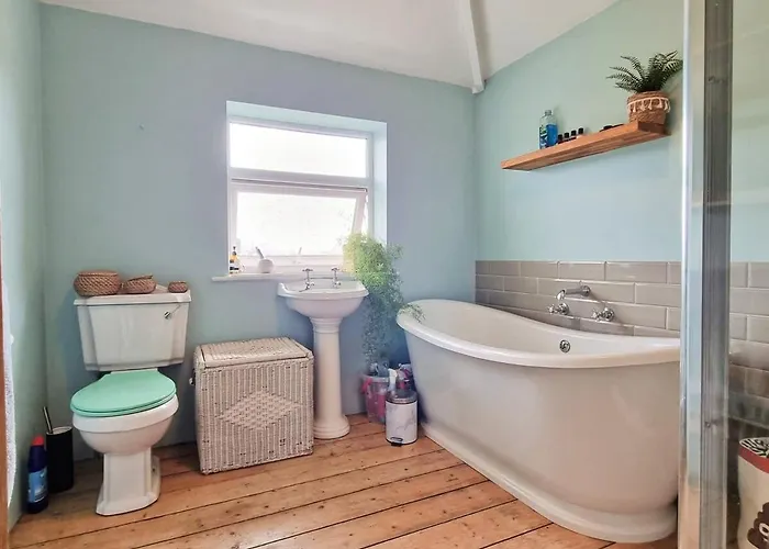 Luckwell Two Bedroom * Bristol